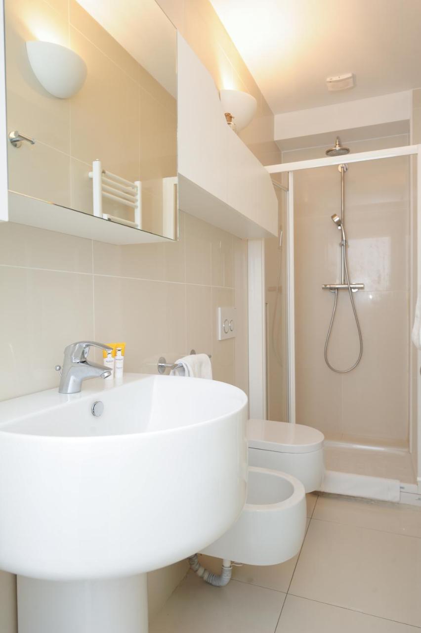Appartamento La Des Anges Res. Negresco Five Stars Holiday House Nizza